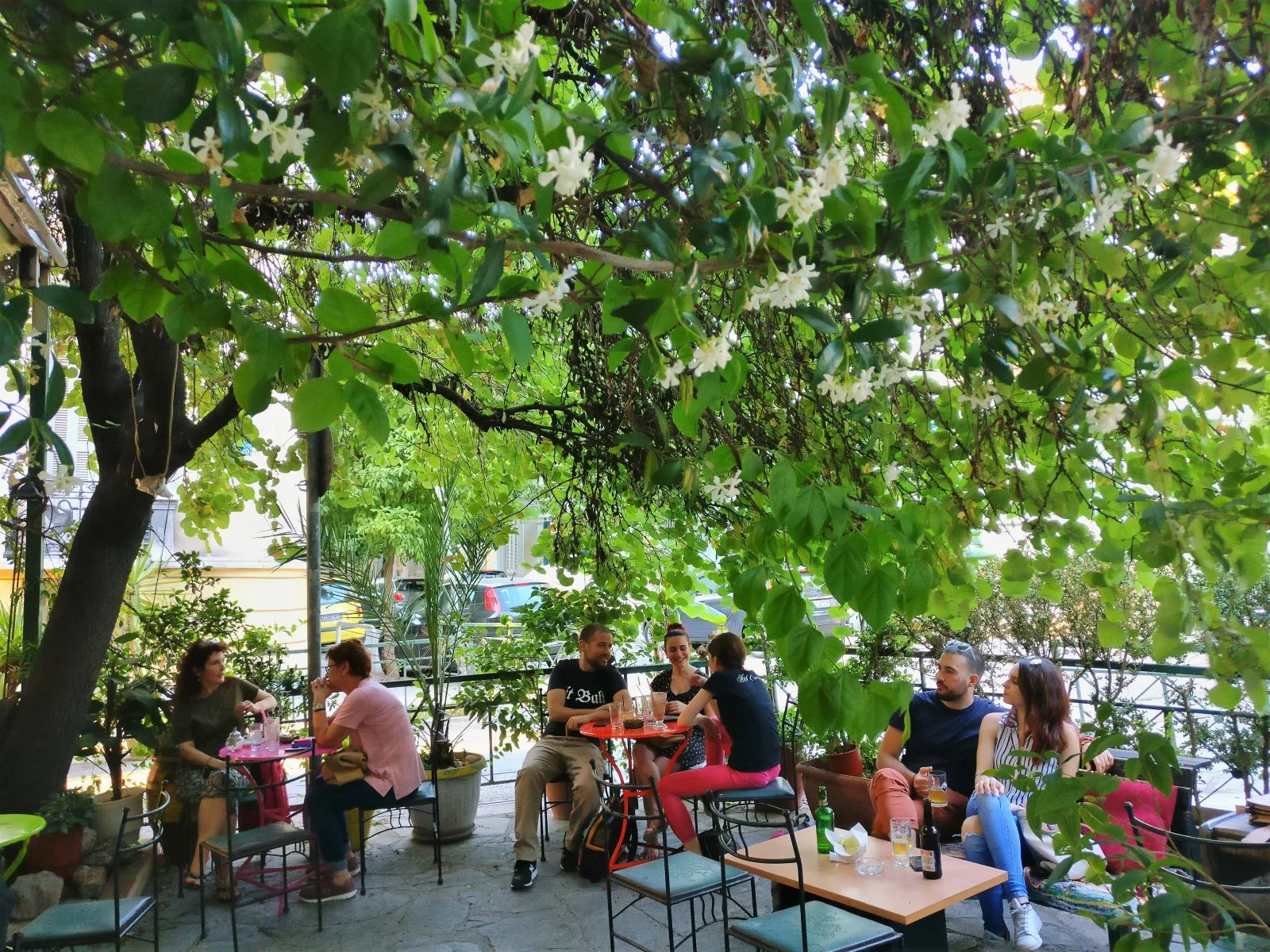 Aloustines name is inspired by Greek mythology. Aloustines were actually fairies in the forests and you will definitely get this feeling once in the café’s garden! Photo source: Truevoyagers