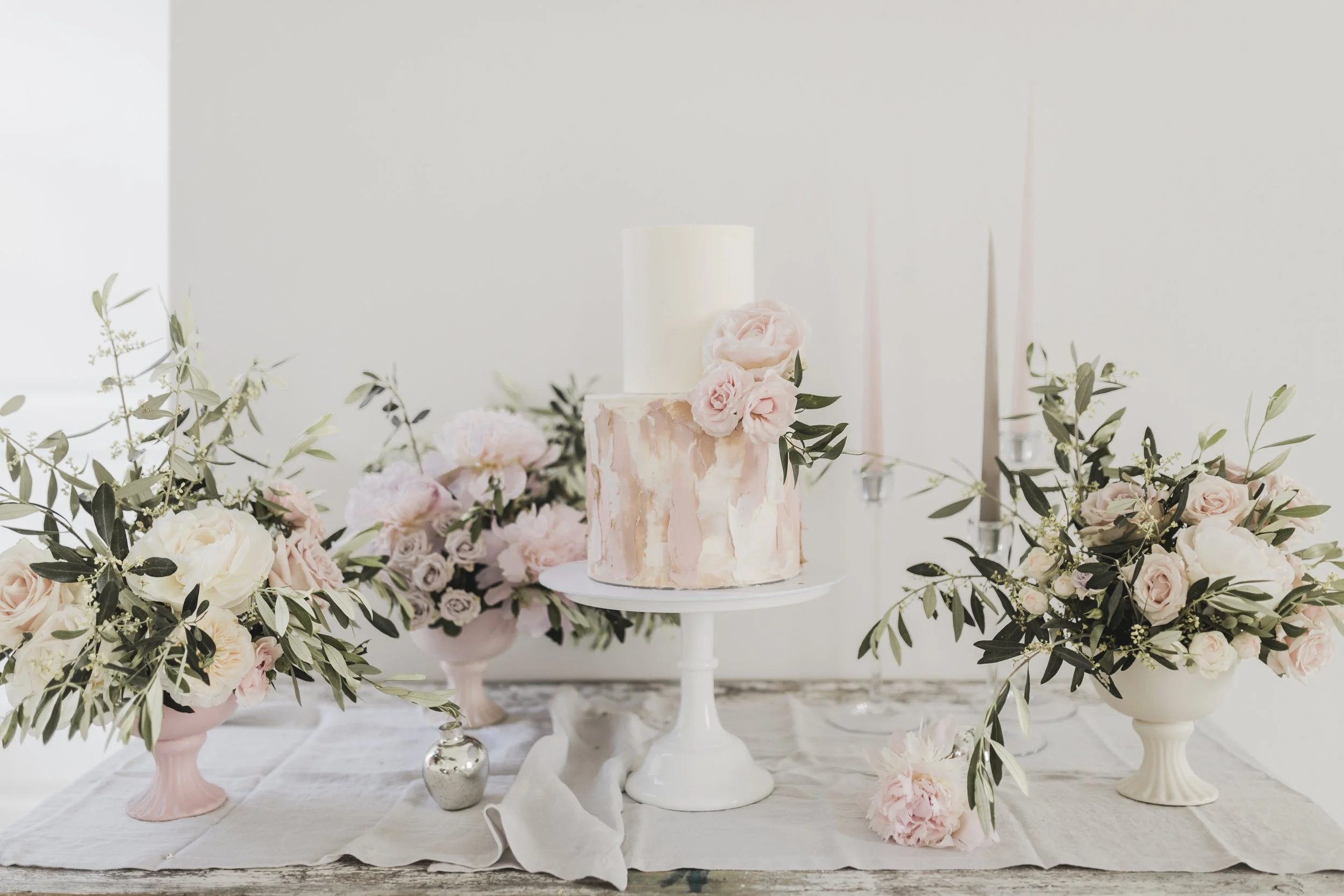 MasterCakesmithWeddingCakeShootKatyMelling0011.jpg