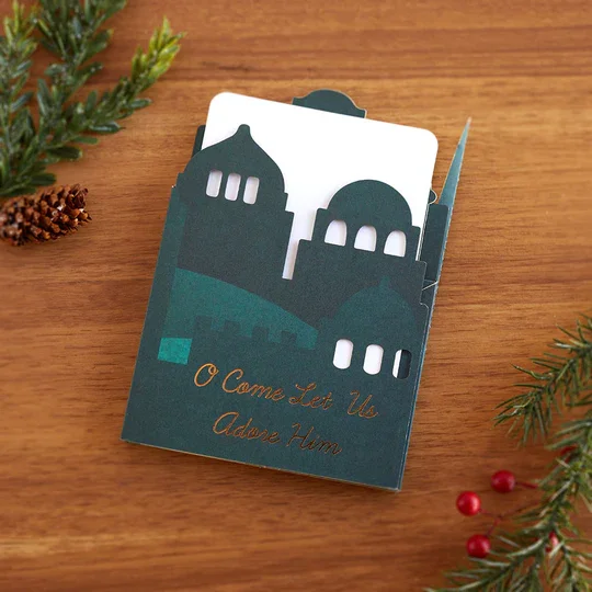 CP5054_NativitySceneLoooooongCard_2nddetail.webp