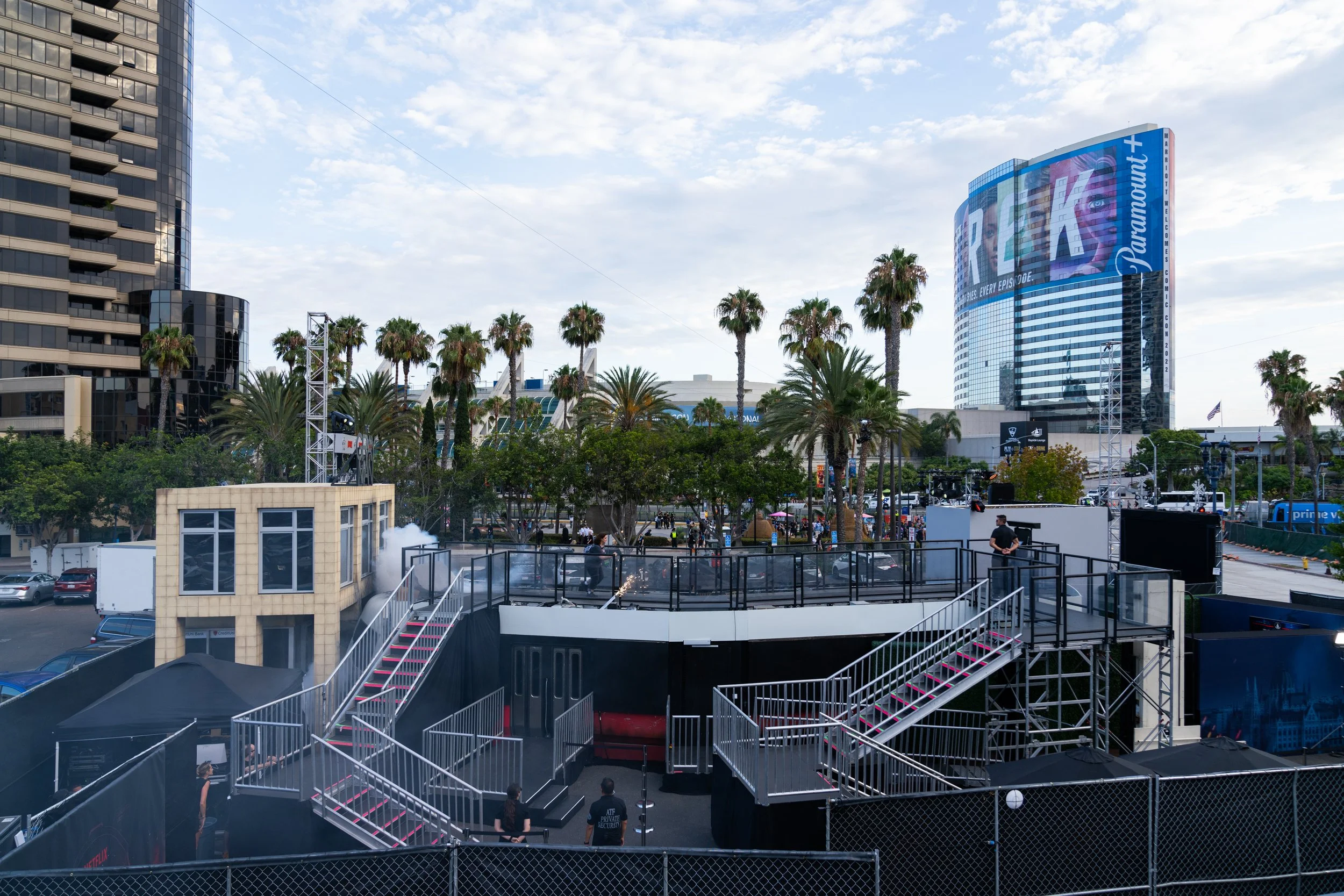 20220720_VT_THE GRAY MAN_2022.jpg