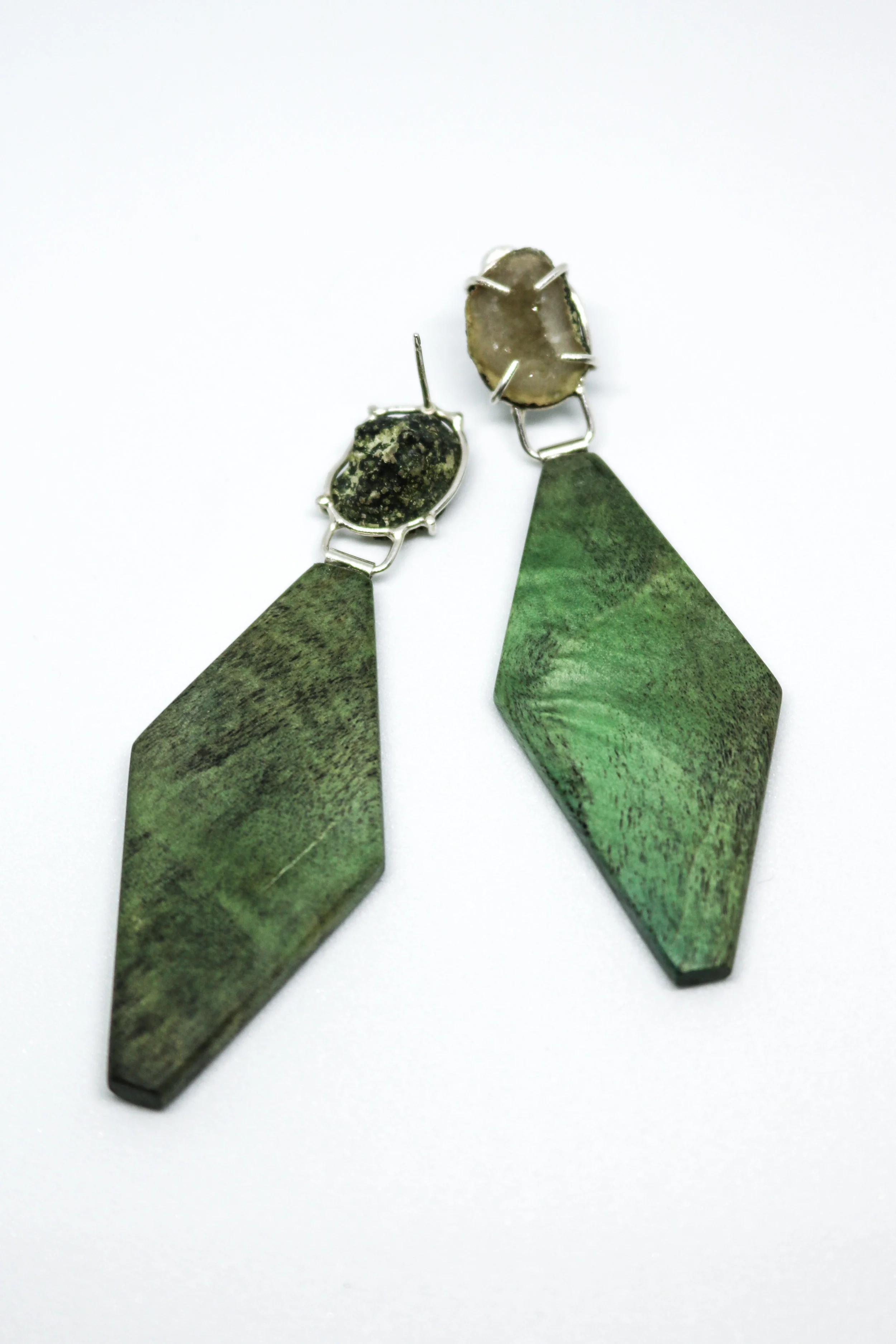 geode with green buckeye front view edit (1 of 1).jpg