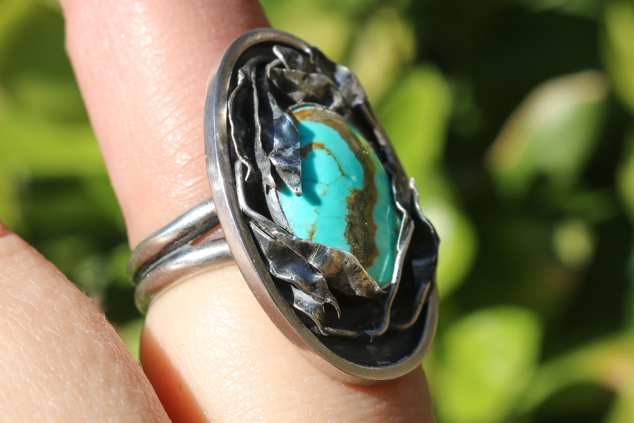 leafy ring 3 (1 of 1).jpg