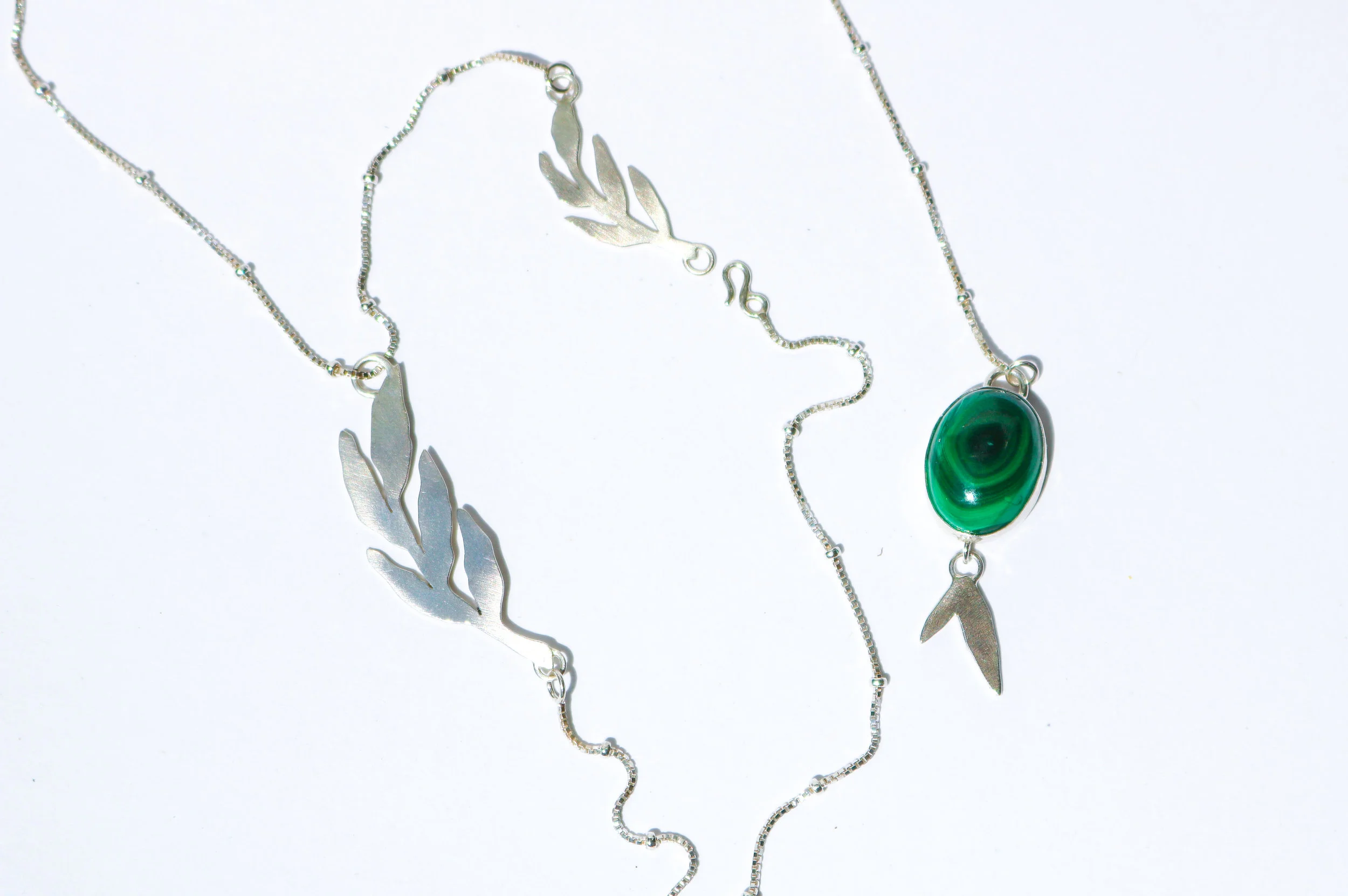 wedding set leafy lariet neclace2 (1 of 1).jpg