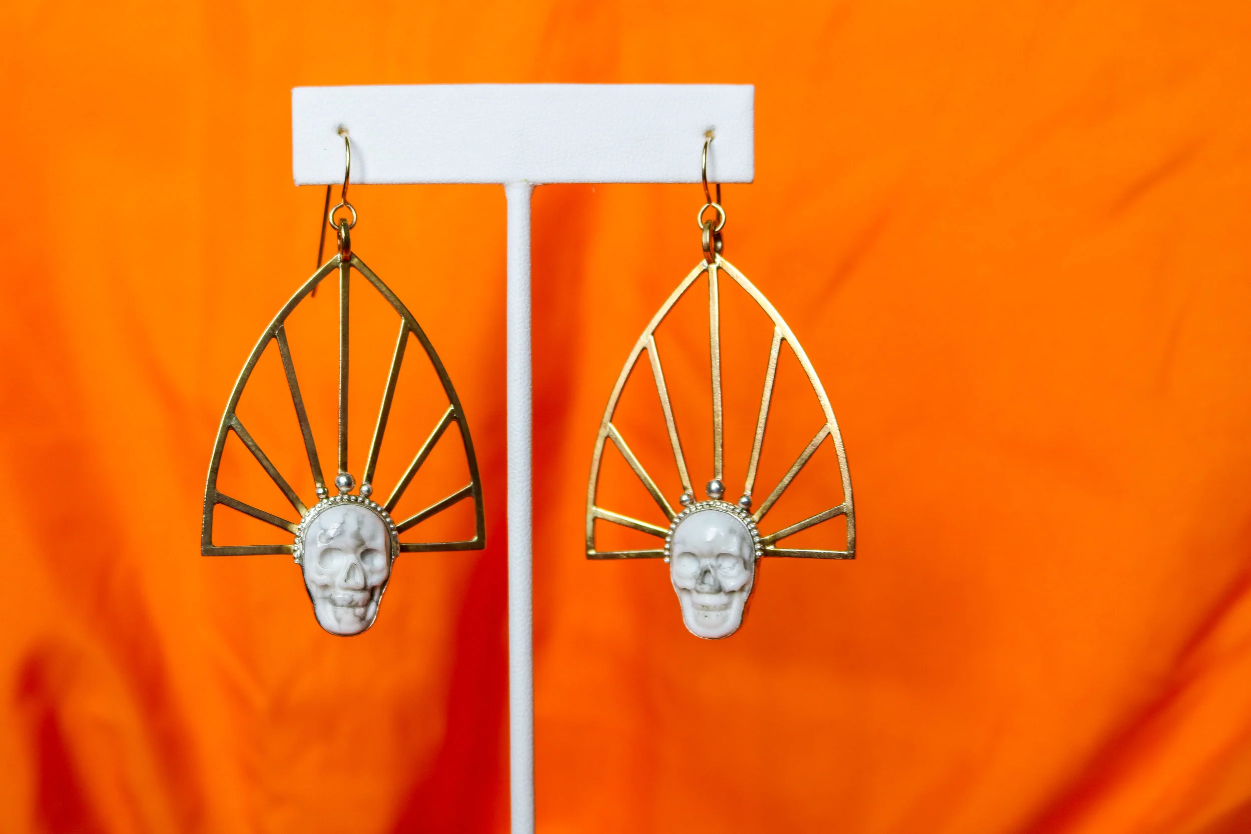 skull earrings1 (1 of 1).jpg