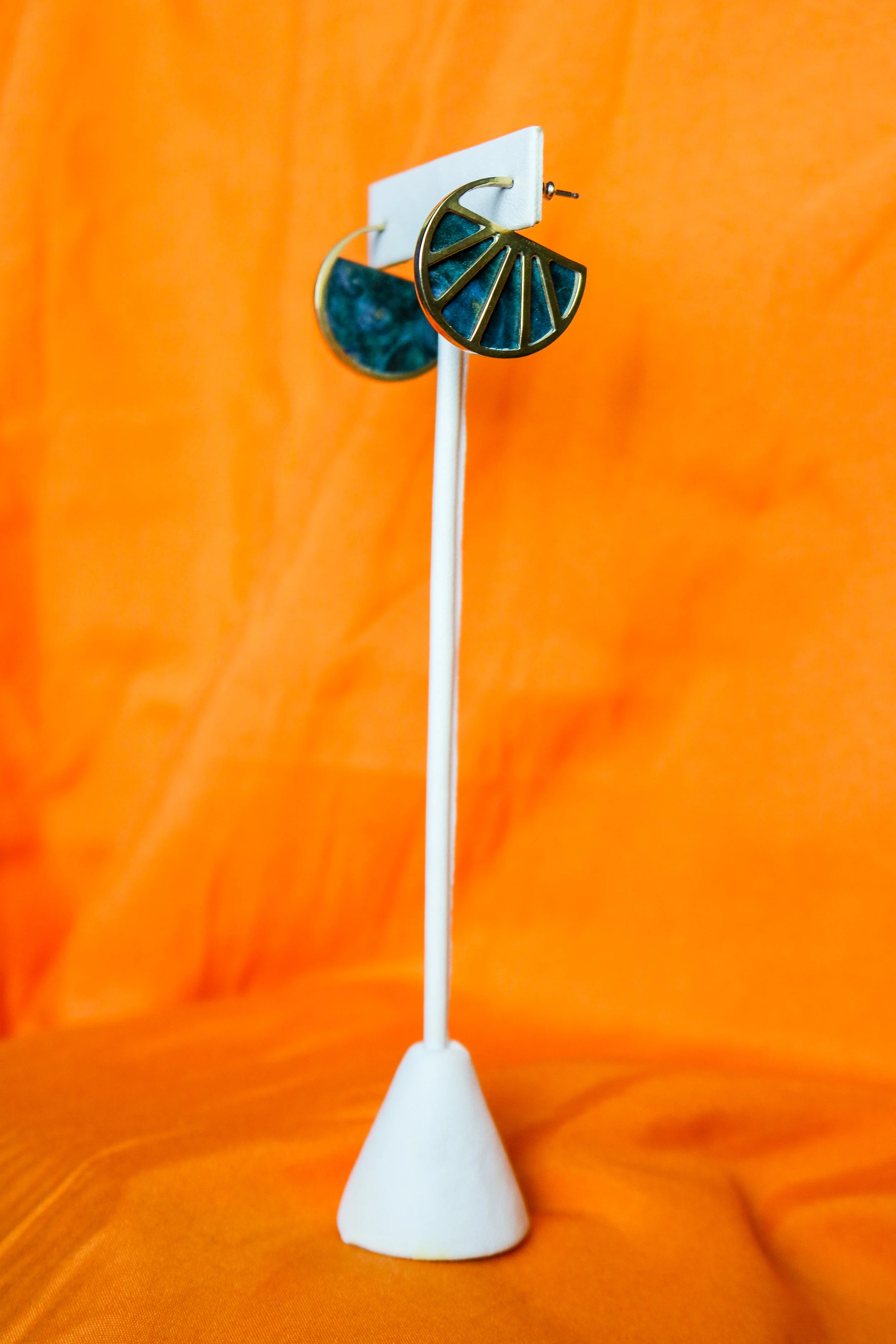sunburst mini hoops3 (1 of 1).jpg