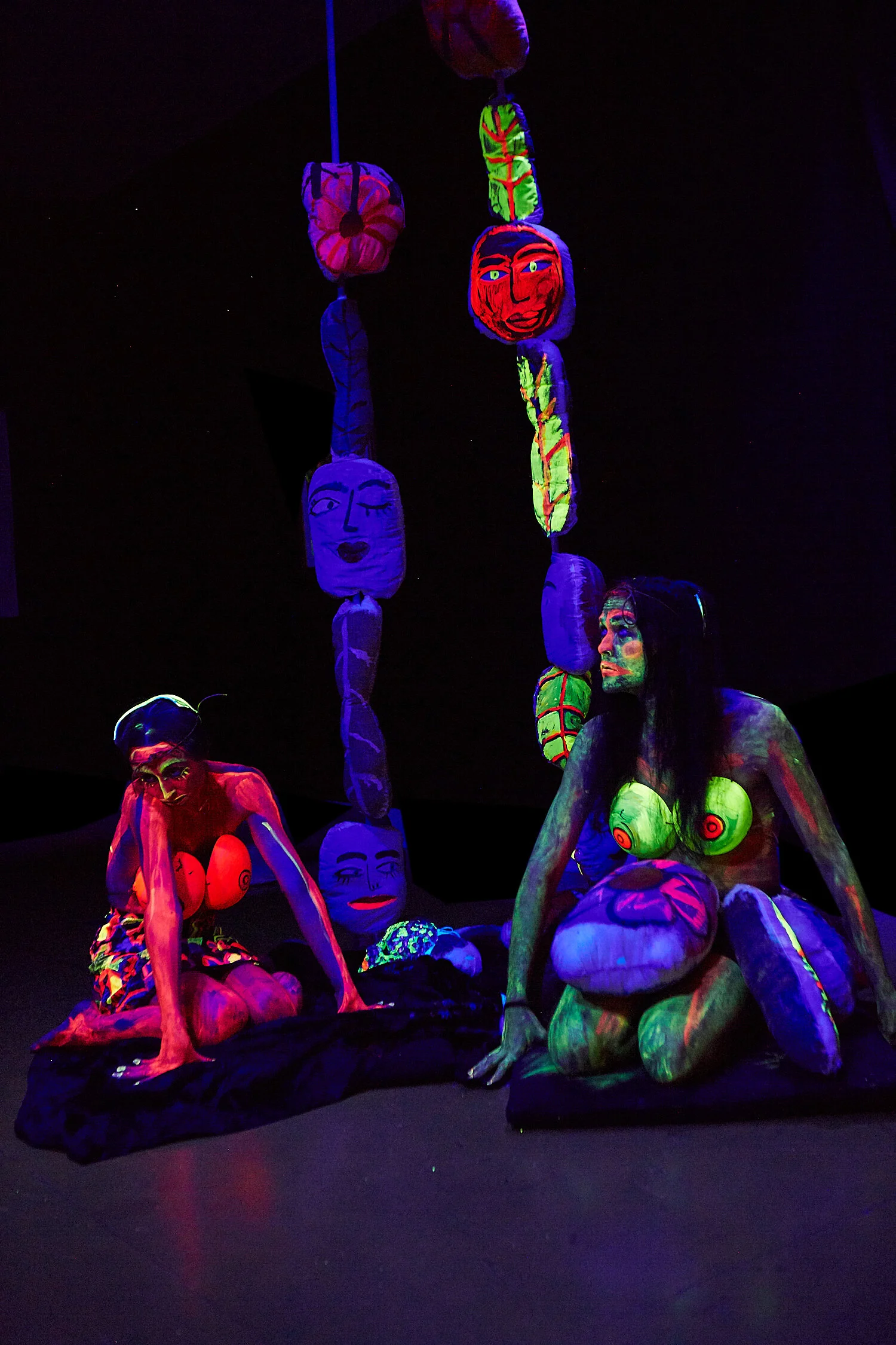 blacklight1.jpg