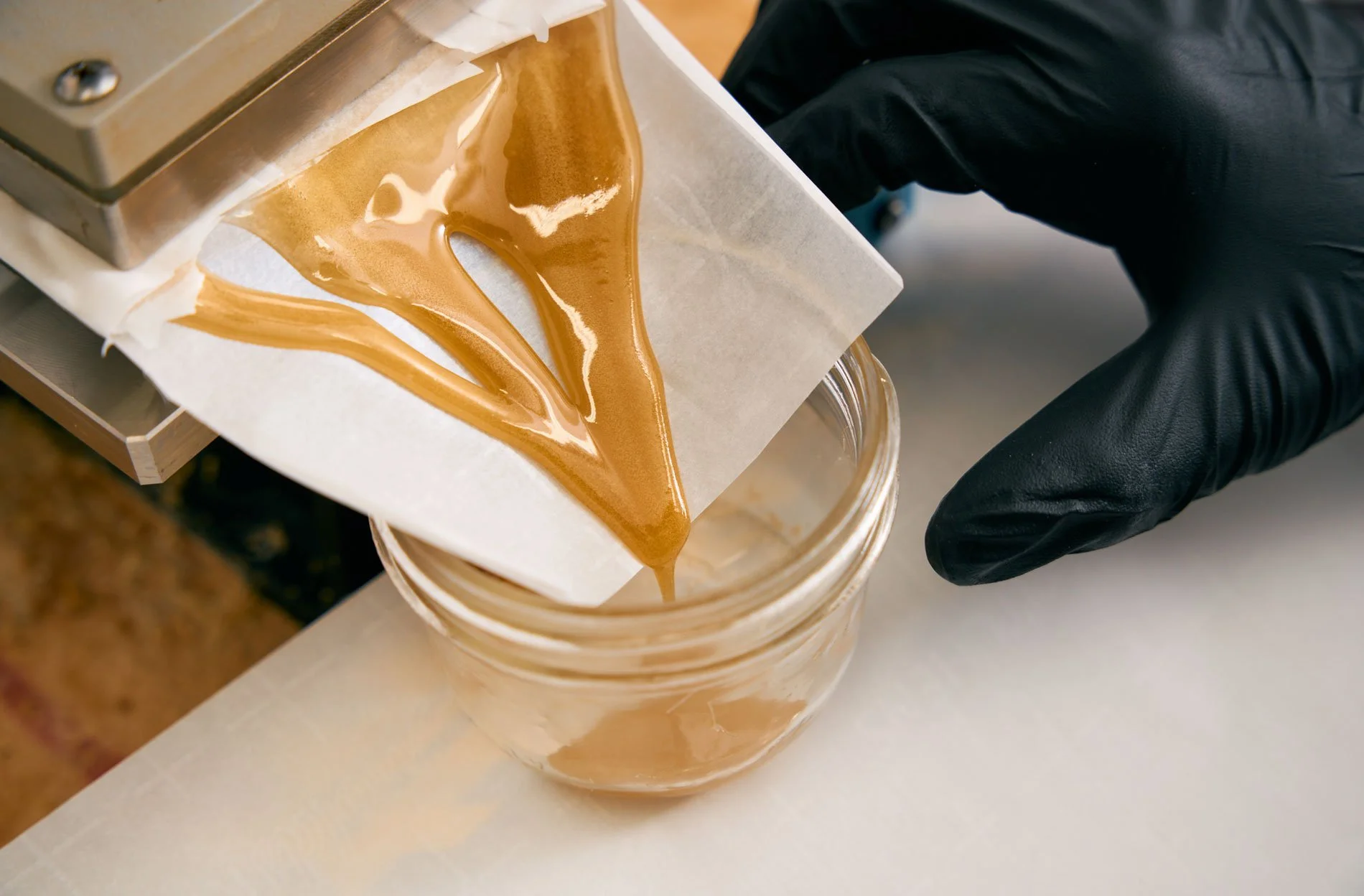 Full Spectrum Bubble Hash Pressed Rosin. This Method Involves No Solvents And Instead Uses Heat & Pressure.