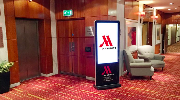 avitor-allsee-digital-signage-hospitality.png