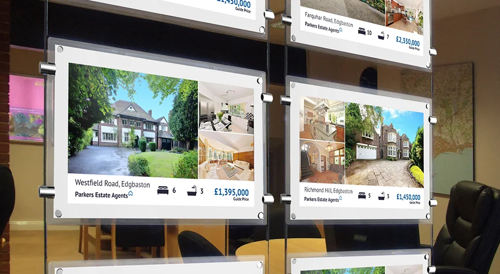 NEW Rod Powered Digital Signage Screens for Window Displays