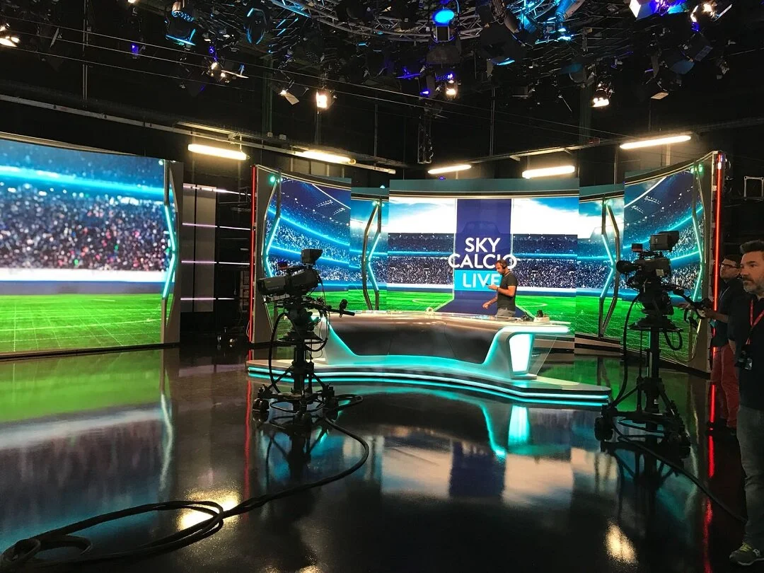 Innovative Installation of Unilumin Upanel at Sky TV Italy