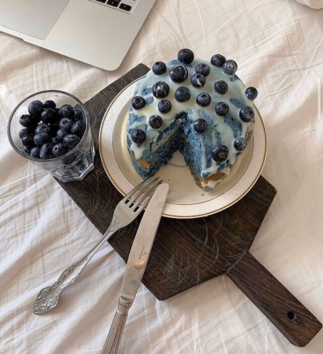 breakfast goals 🥞 what&rsquo;s your morning meal of choice? pc: @bulbasauvr