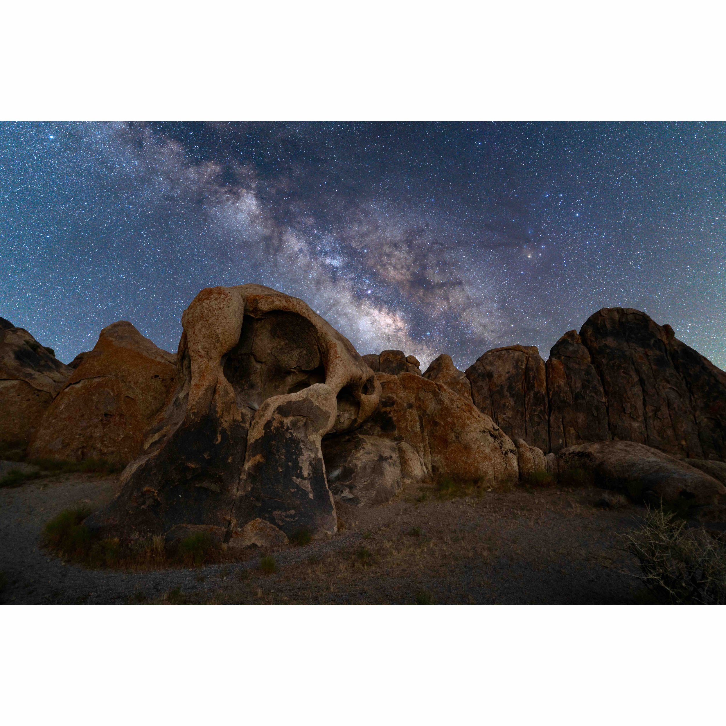 Cyclops Arch Milky Way.jpg