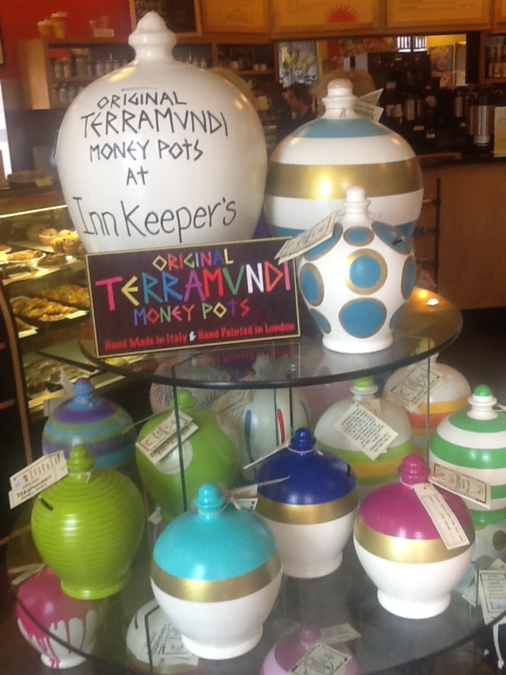 moneypots.jpg