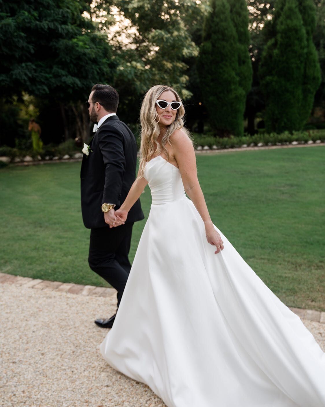 Mon amour 🤍

Photo @anemotionweddings 

#huntervalleywedding #huntervalleyweddings #huntervalley #redleafwedding #redleafwollombi #redleafwollombiwedding #italianwedding #tuscanwedding #europeanwedding #italianweddingstyling #vineyardwedding #hunter