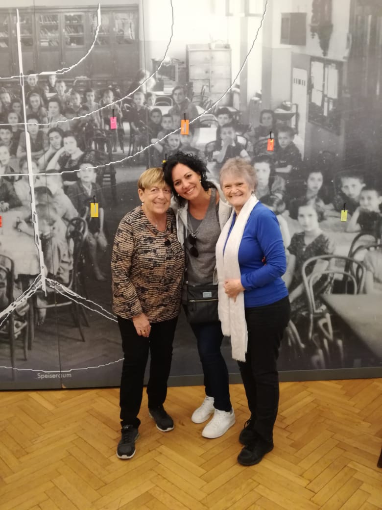 en el orfanato de Korczak con Aida y Andrea