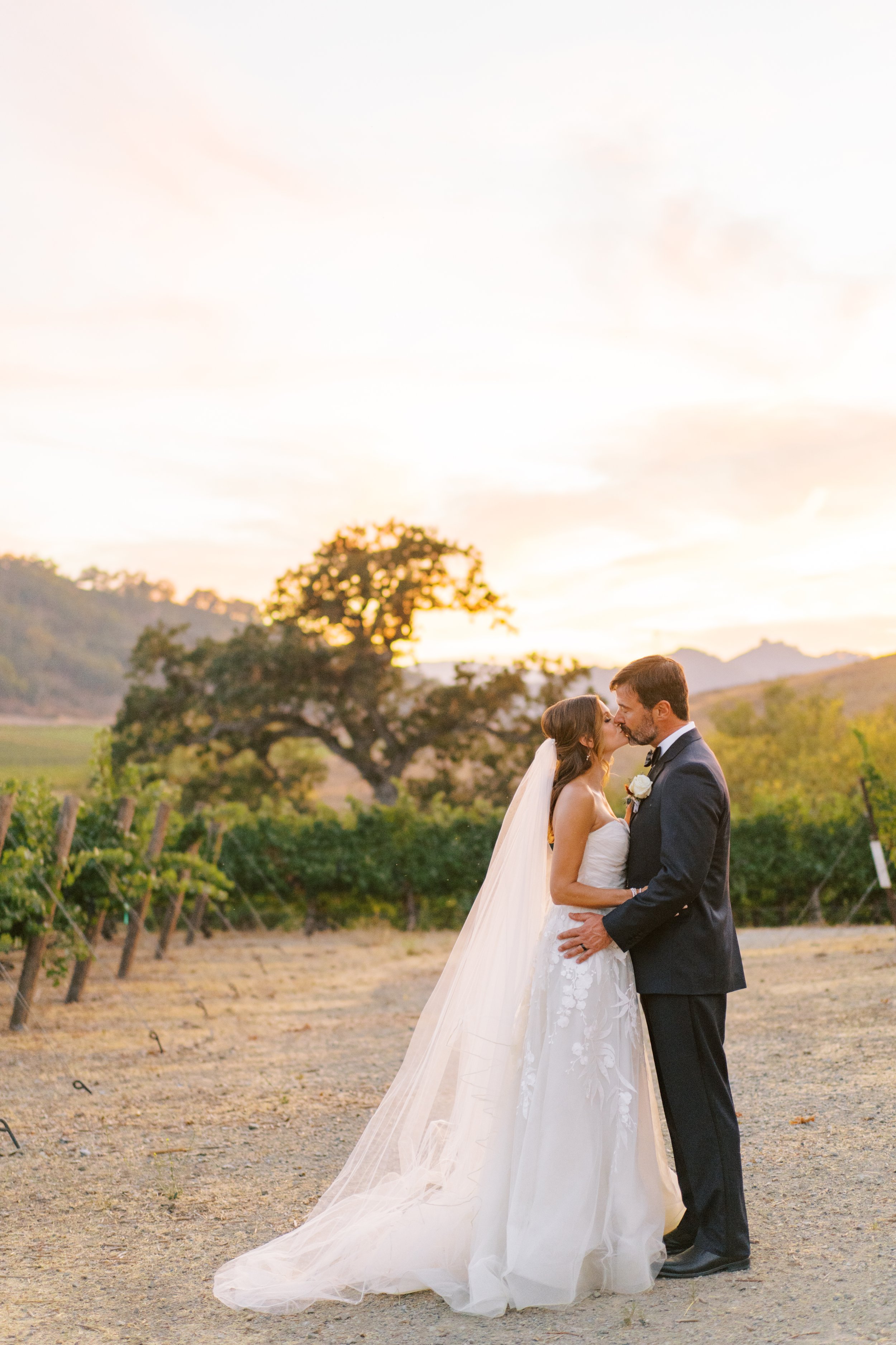 Clos LaChance Winery Wedding - Sarahi Hadden Photography-292.jpg
