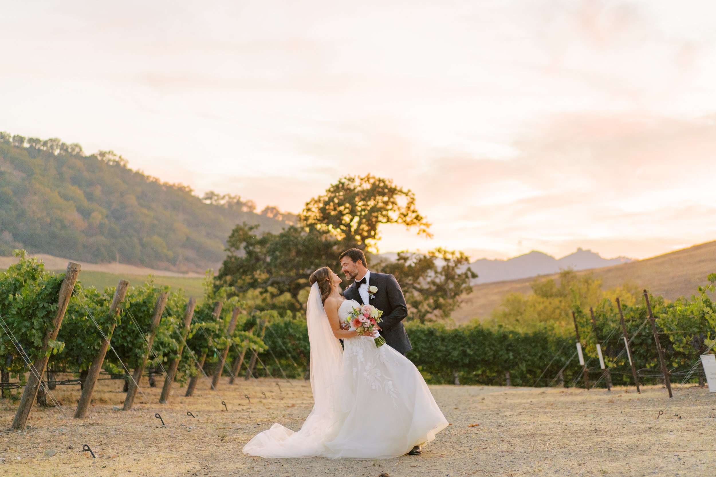 Clos LaChance Winery Wedding - Sarahi Hadden Photography-305.jpg