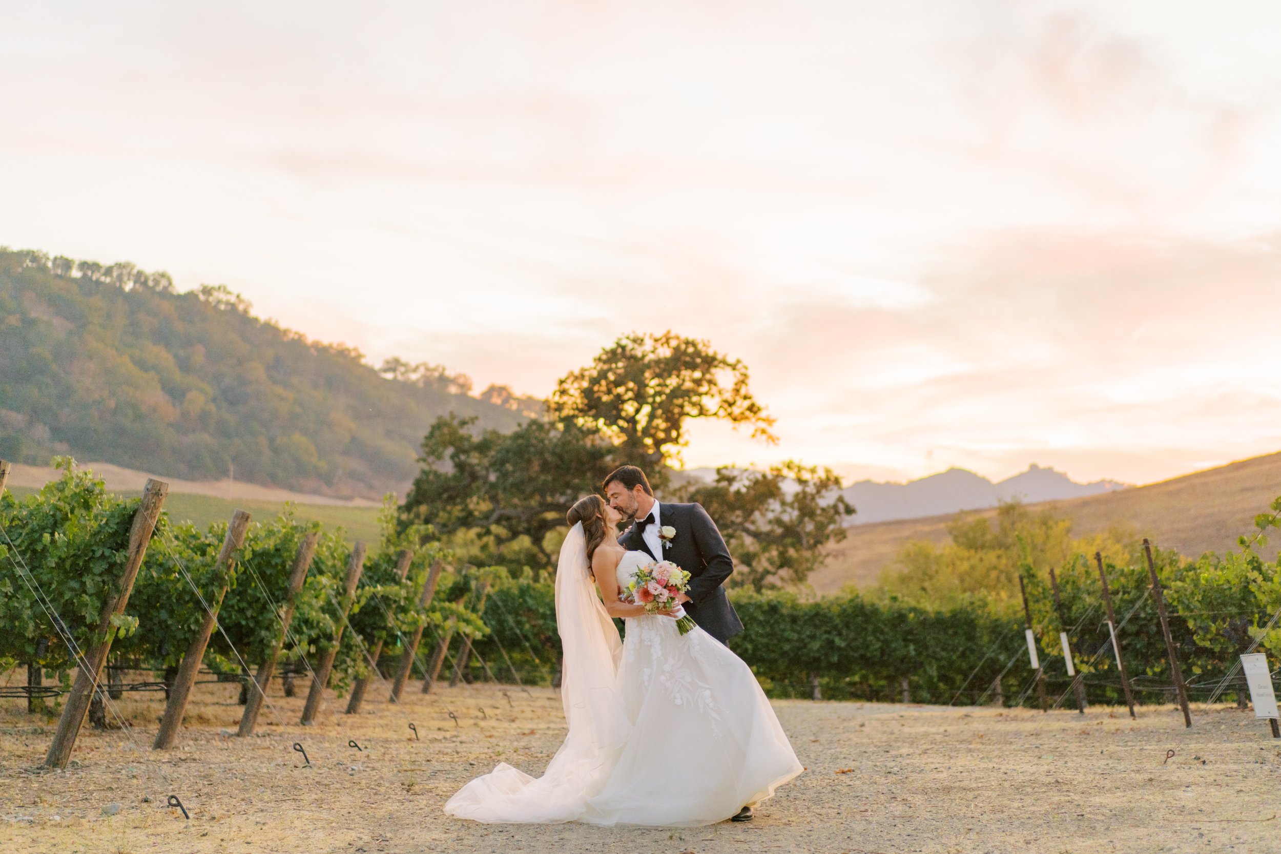 Clos LaChance Winery Wedding - Sarahi Hadden Photography-306.jpg