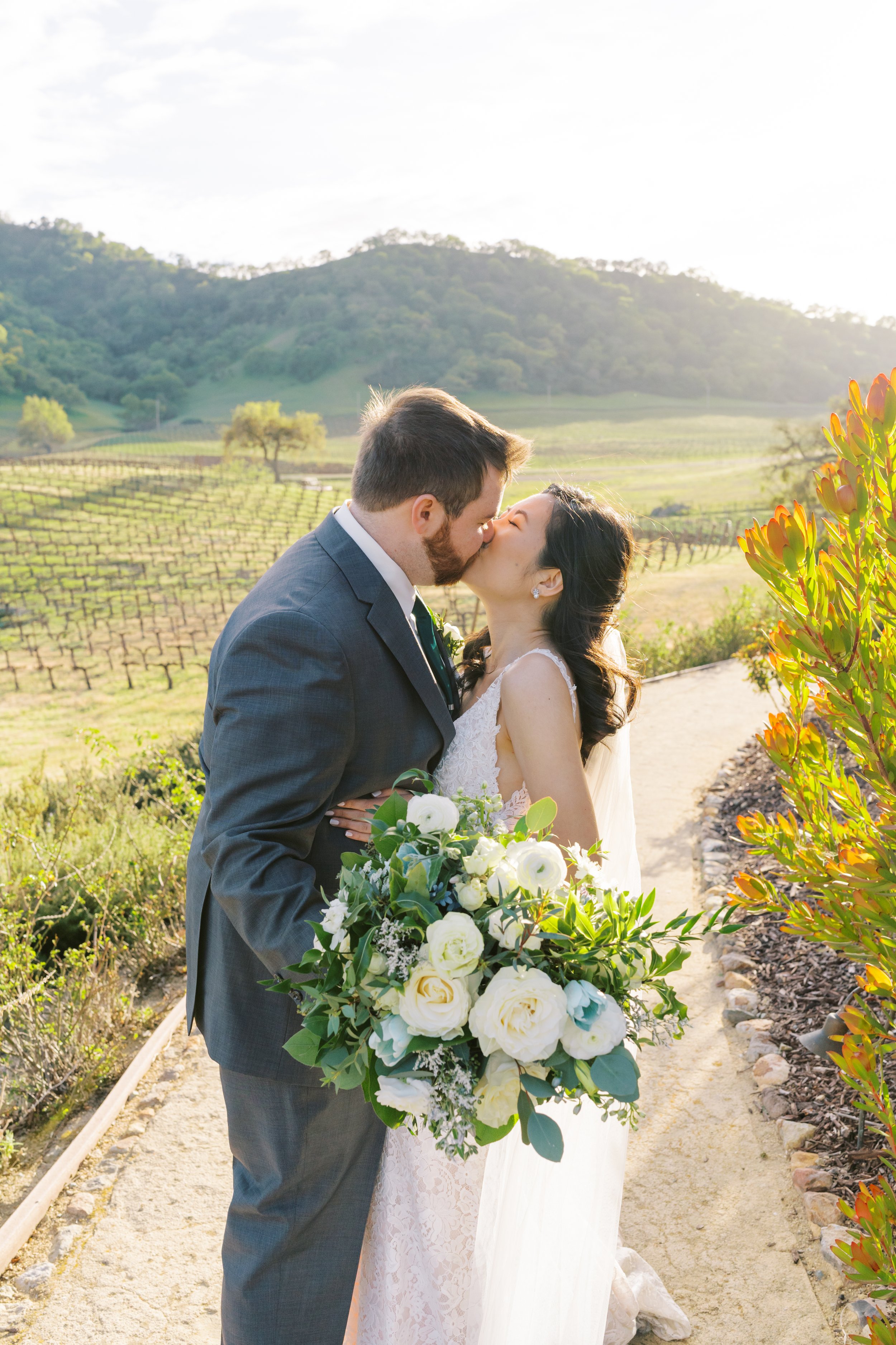 Clos LaChance Winery Wedding - Michelle & Andrew-1019.jpg