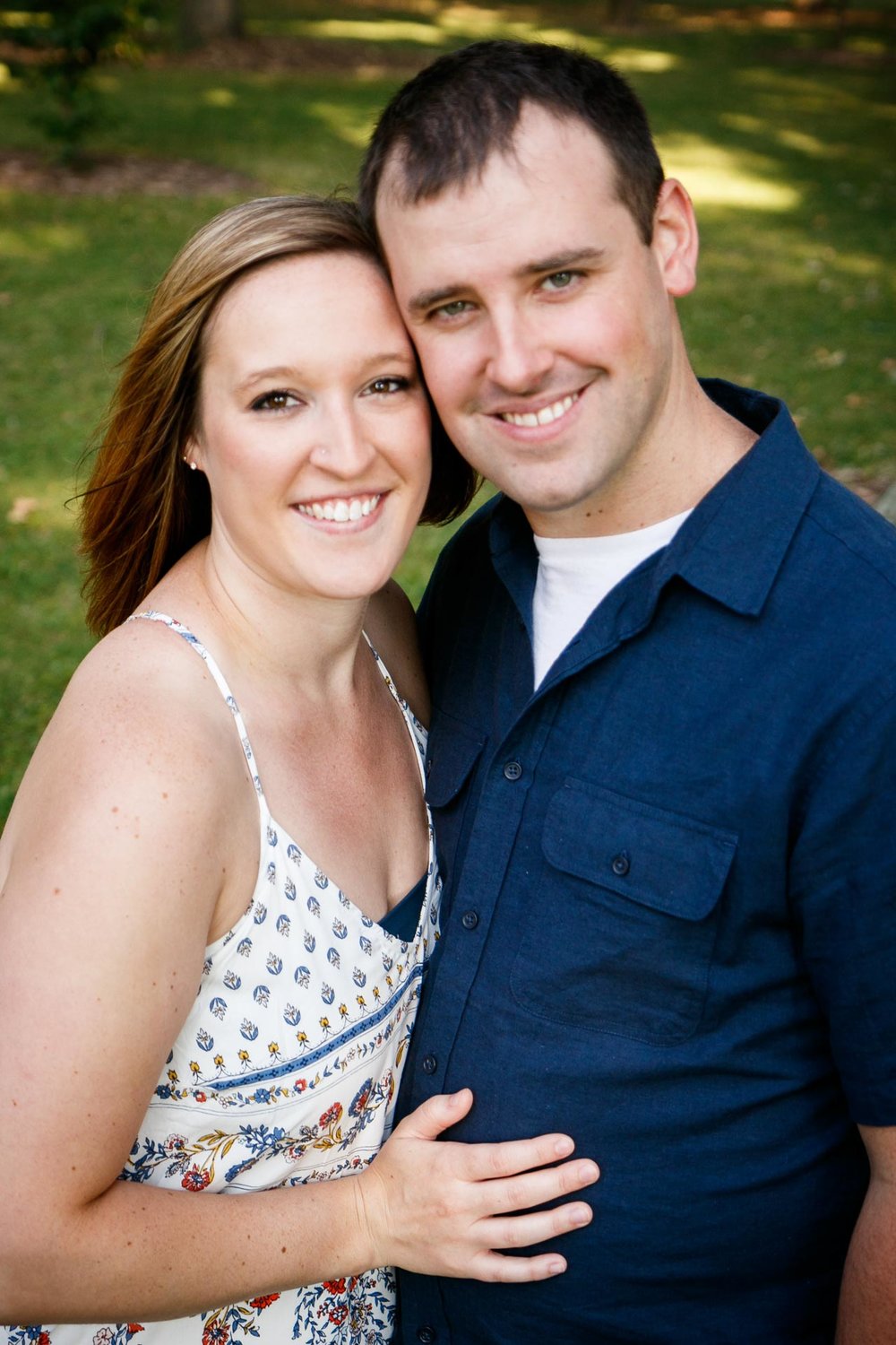 engagement-photos-riverside-park-neenah-adam-shea-photography-green-bay-appleton-neenah-photographer-3.jpg