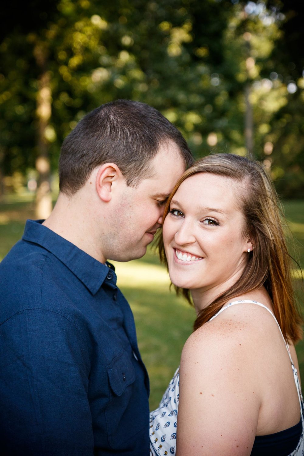 engagement-photos-riverside-park-neenah-adam-shea-photography-green-bay-appleton-neenah-photographer-6.jpg