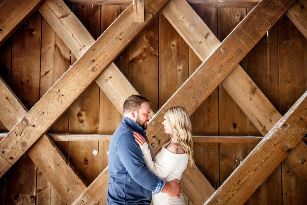 rachel-john-engagement-covered-bridge-park-cedarburgi-wi-adam-shea-photography-green-bay-appleton-neenah-photographer-11.jpg