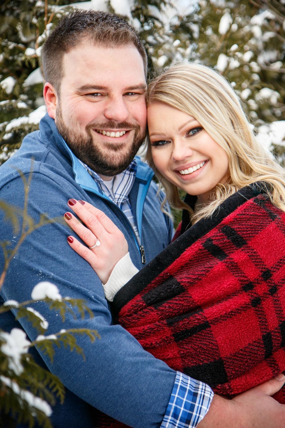 engagement-adam-shea-photography-green-bay-appleton-neenah-photographer-10.jpg