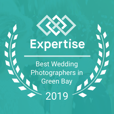 Adam-Shea-Photography-Expertise-Best-Wedding-Photographers-in-Green-Bay.png