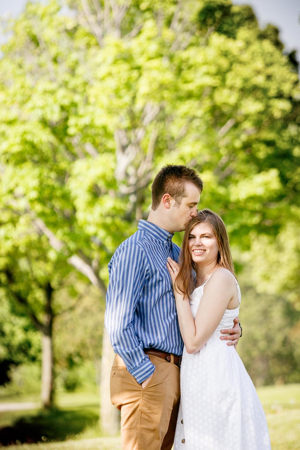 engagement-photos-voyageur-park-de-pere-wisconsin-wi-adam-shea-photography-adam-shea-photography-green-bay-appleton-neenah-photographer-06.jpg