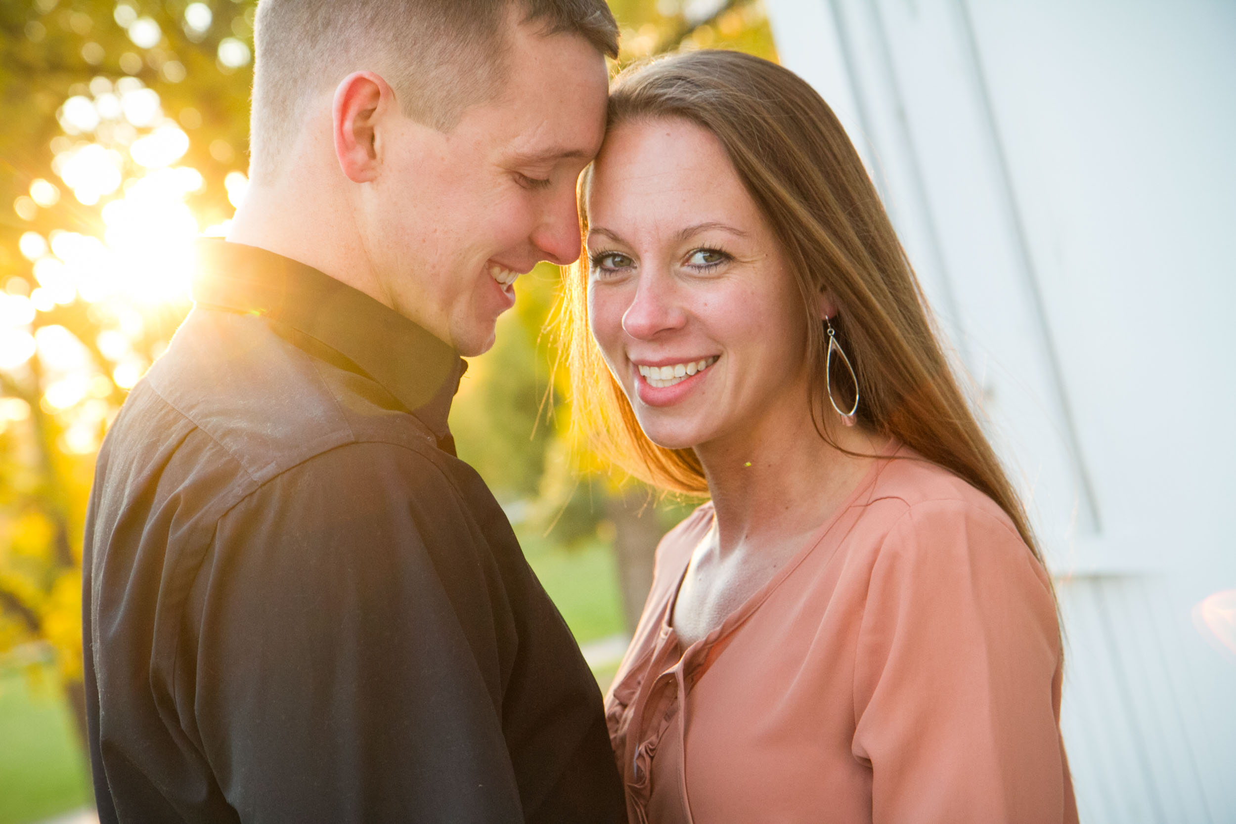 fall-engagement-photos-lawrence-university-appleton-wisconsin-adam-shea-photography-green-bay-appleton-neenah-photographer-7.jpg