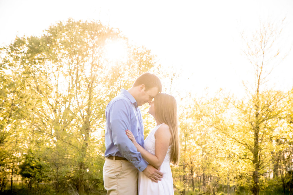 fall-engagement-photos-pamperin-park-green-bay-wisconsin-adam-shea-photography-green-bay-appleton-neenah-photographer-2.jpg