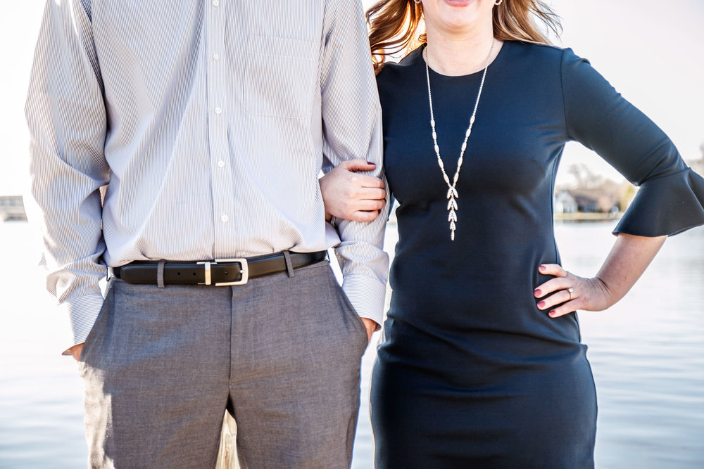 fall-engagement-photos-clothes-to-wear-adam-shea-photography-green-bay-appleton-neenah-photographer-9.jpg