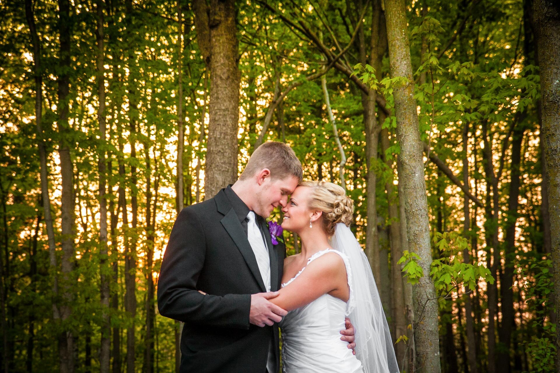 Green Bay and Appleton Wedding Photographer - Adam Shea Photogra