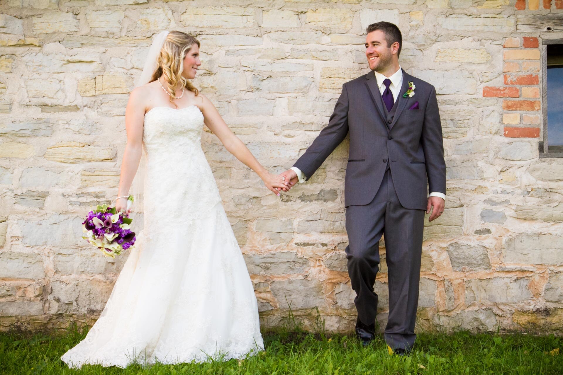 fall-lighting-adam-shea-photography-wedding-engagement-blog-adam-shea-photography-green-bay-appleton-neenah-photographer-02.jpg