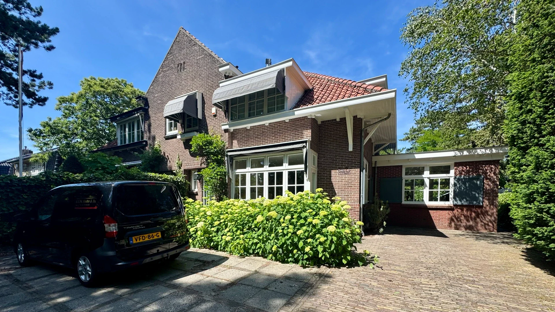 Woning in Bentveld na buitenschilderwerk door Asseler Schilders