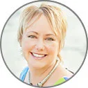 Lisa Kniebe.jpg