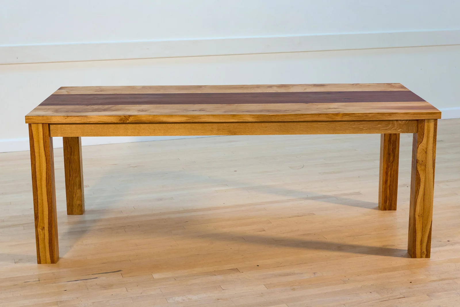 Re4med - Reclaimed Hardwood Top - Contrast 2.jpg