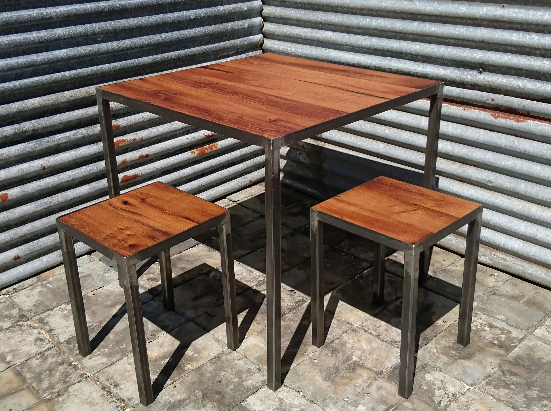 Re4med - Oak steel inset table square 3.jpg