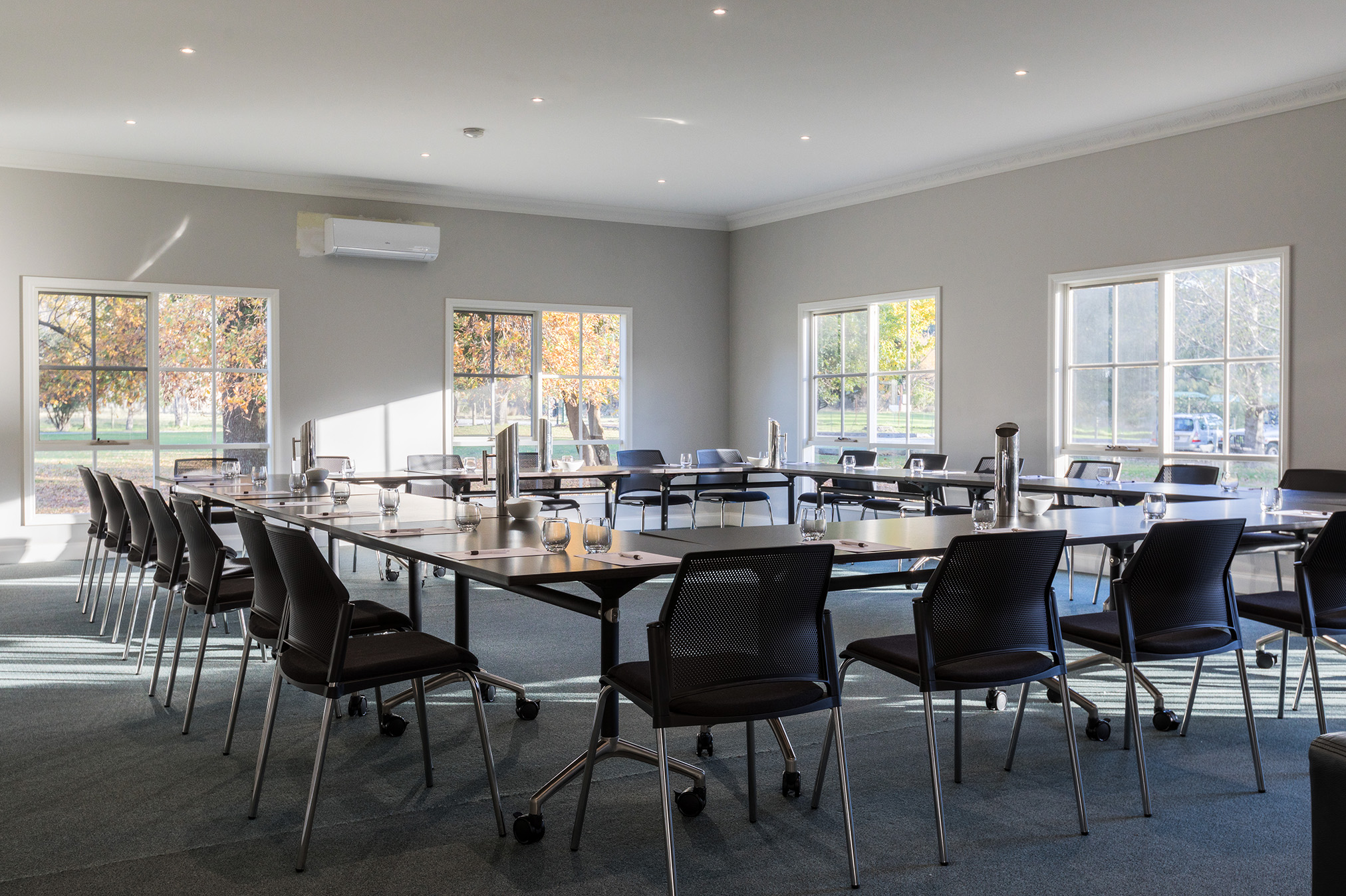yarraroom-conference-002.jpg