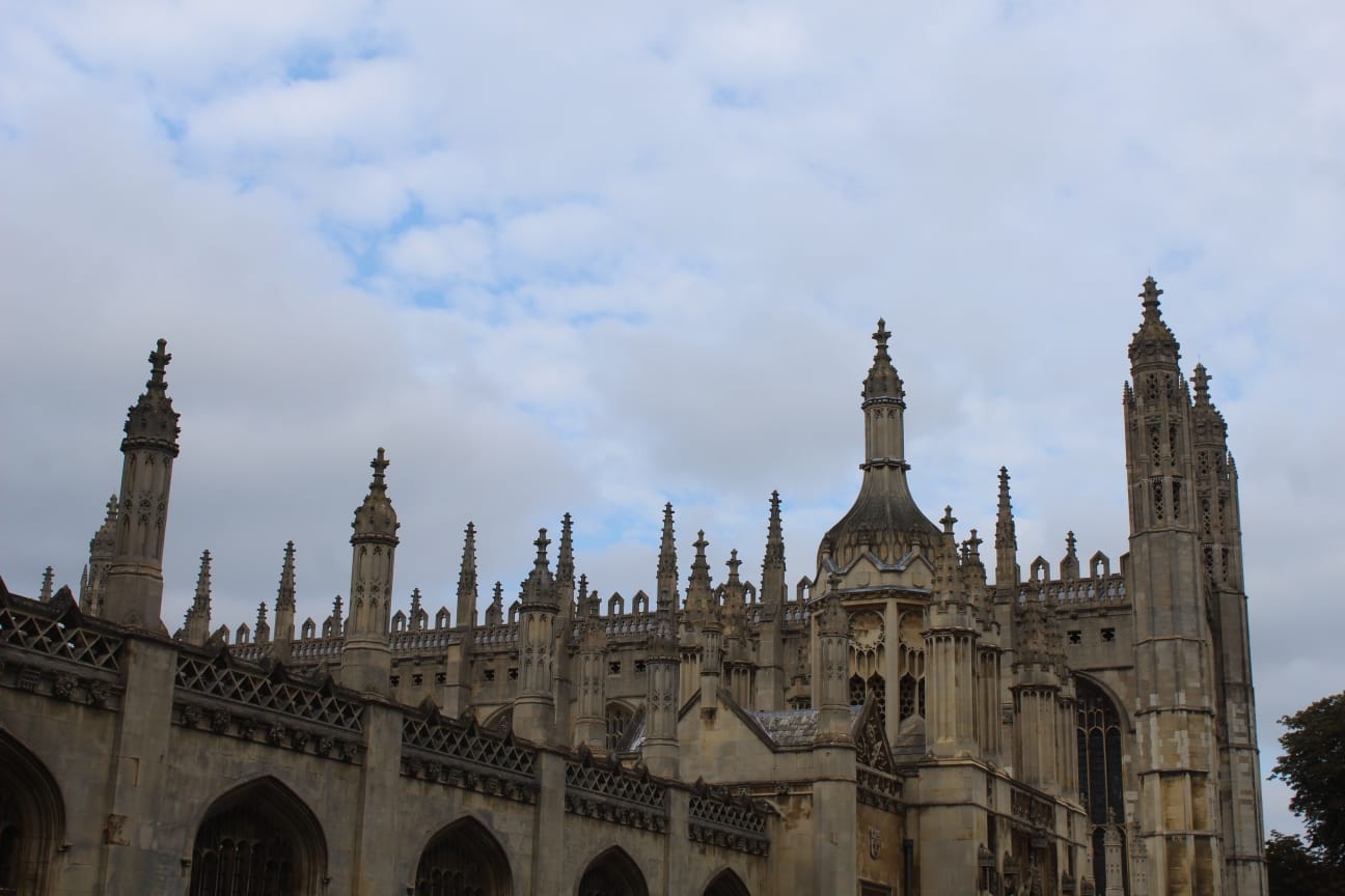 King's College Guide and Peek Cambridge walking tour