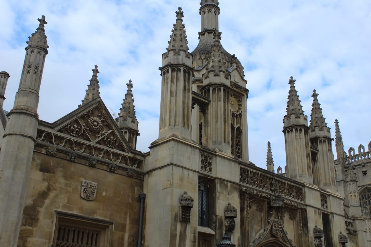 King's College Guide and Peek Cambridge walking tour