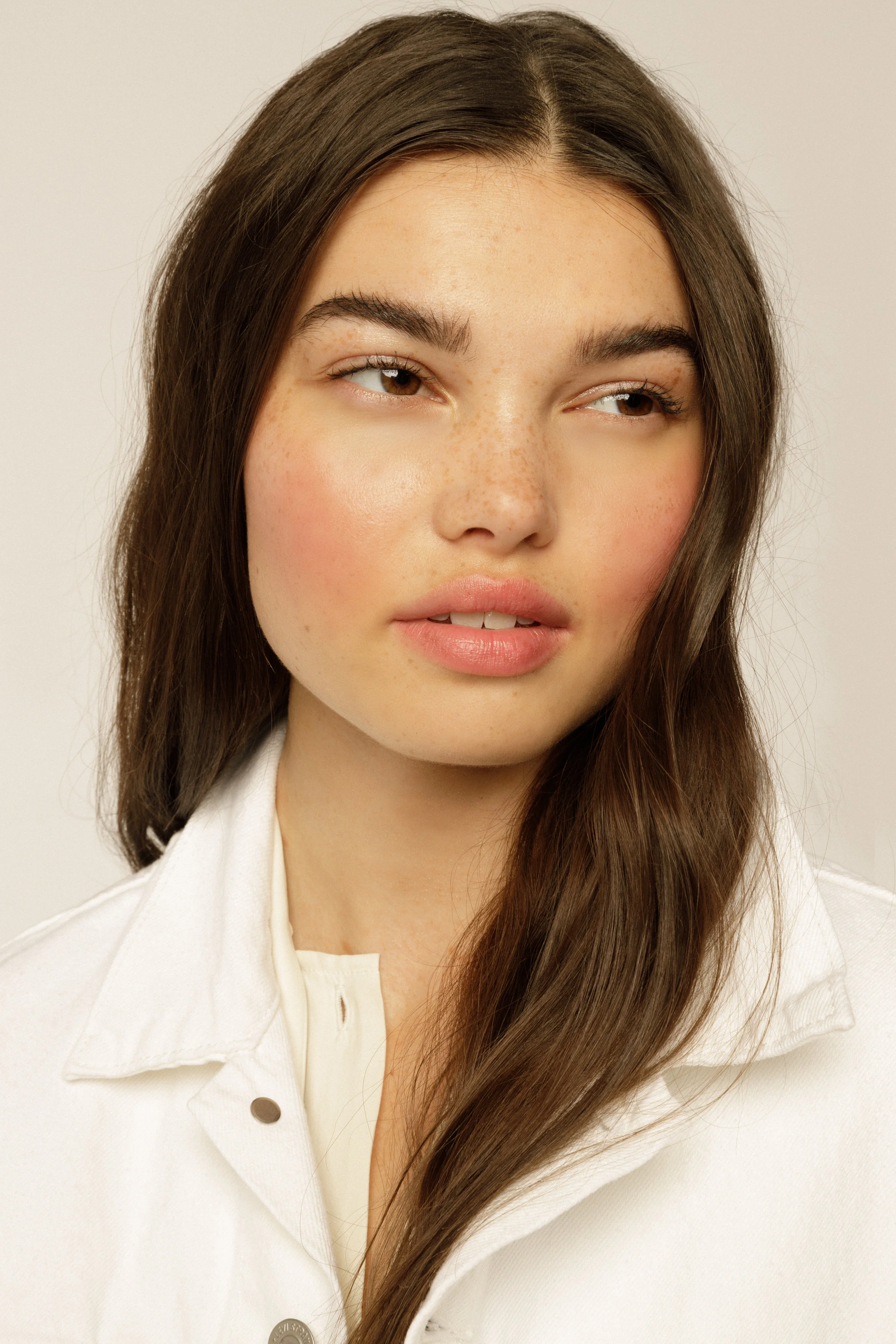 ht_ilia_beauty_bri_3_.jpg