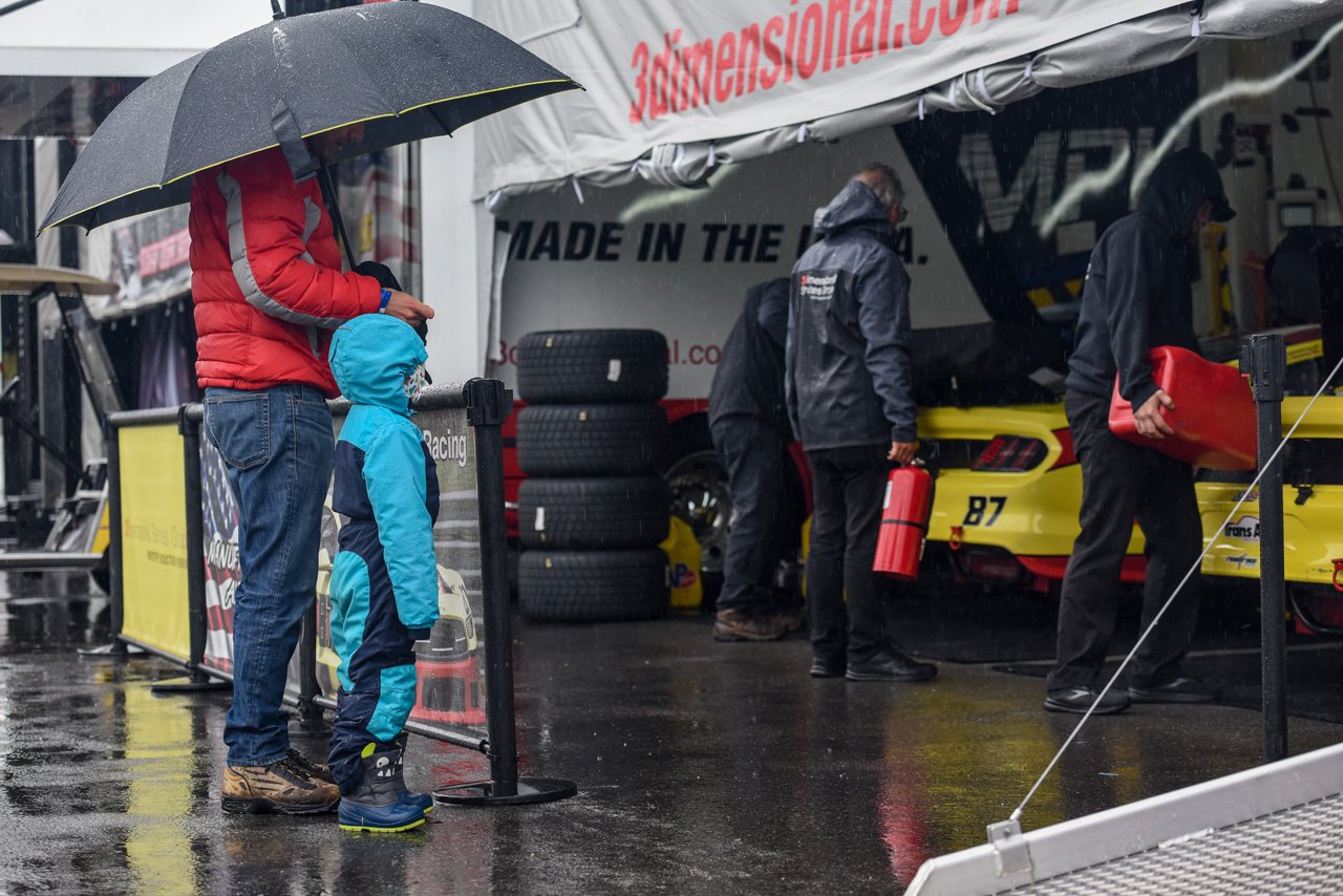  The fans always come out… rain or shine.  