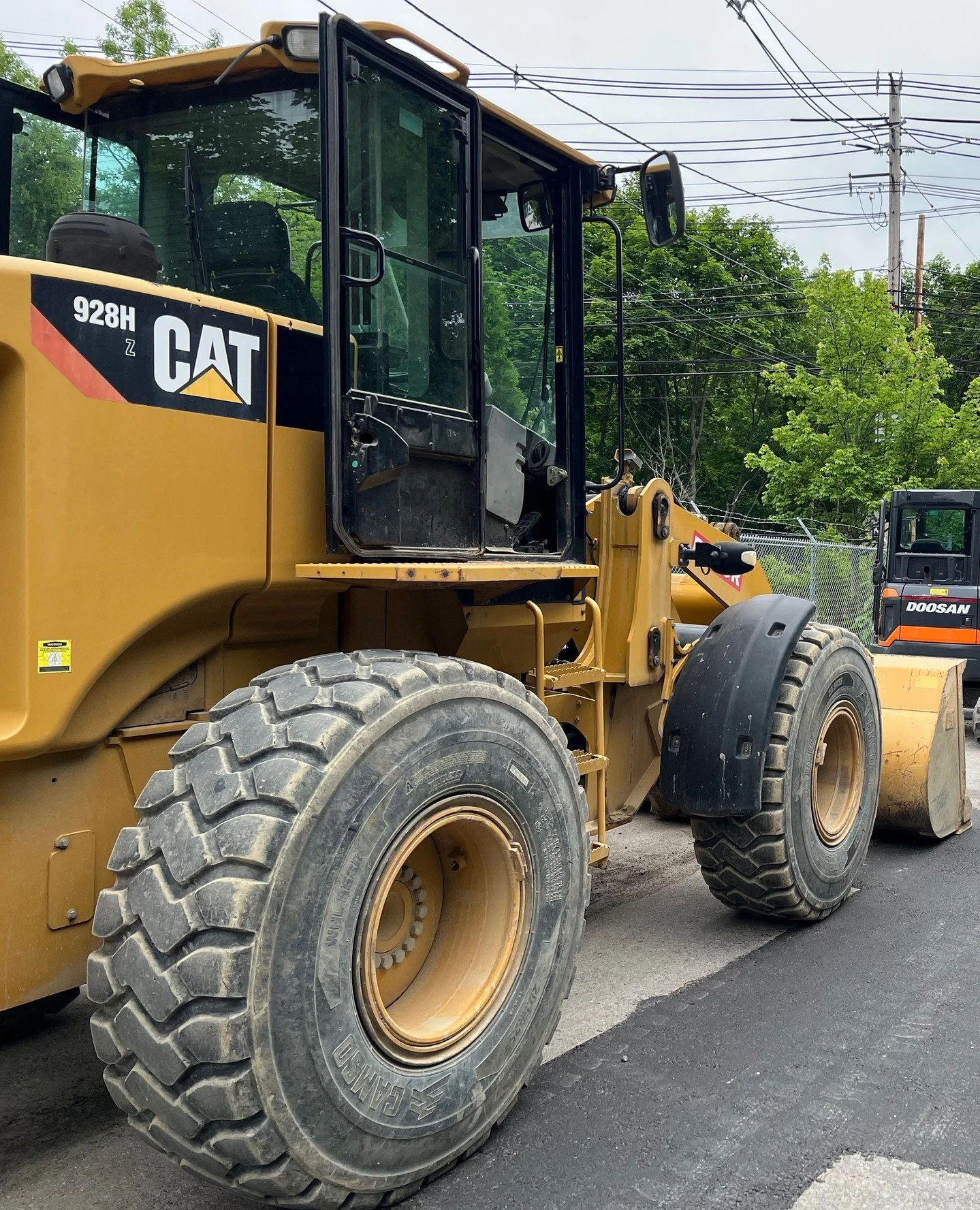 The bigger the wheels, the bigger the impact. Heavy equipment means heavy-duty results built to move, shape, and finish every project the right way.⁠
⁠
#Rykor #BuiltRight #HeavyEquipment #OnSite