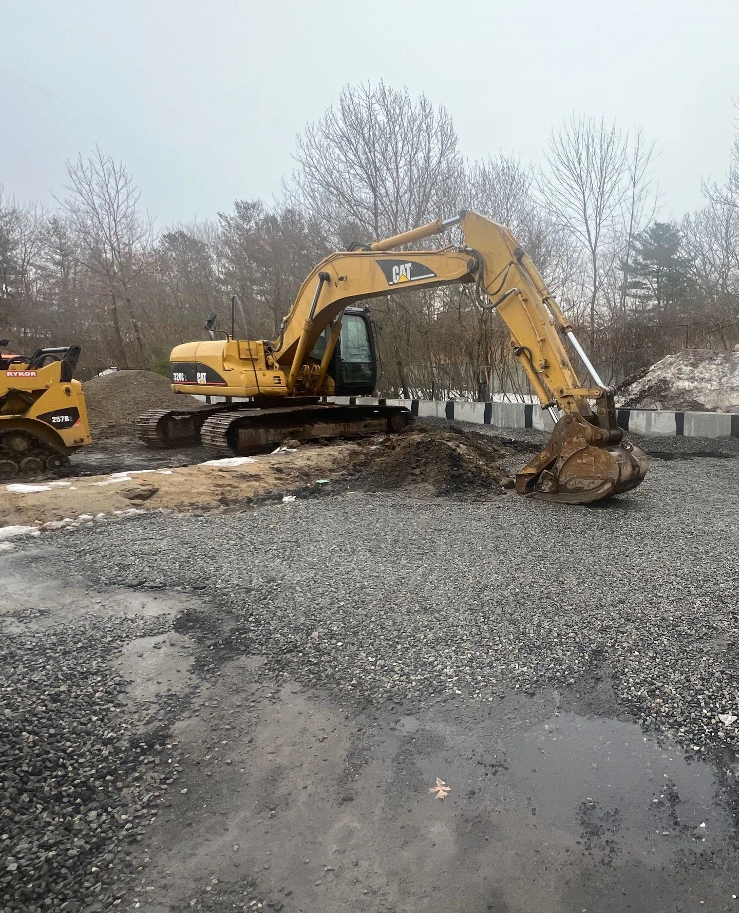Cold mornings. Steady progress. 💪⁠
No matter the season, Rykor crews keep the work moving,  built right from the ground up.⁠
⁠
#rykorcivil #constructionlife #buildwithpurpose #teamrykor