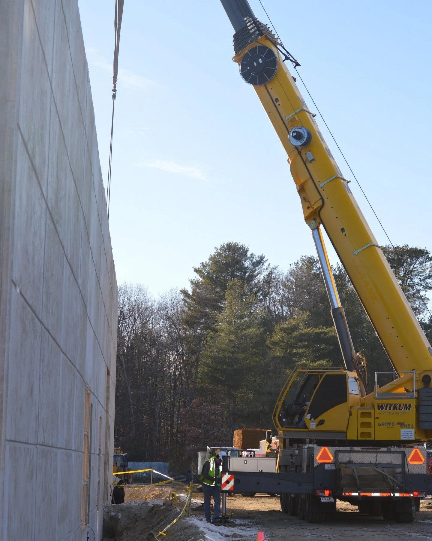 Precision at full height. 🏗️⁠
Careful lifts, clear communication, and crews who know exactly what they&rsquo;re doing because getting it right matters most when the stakes are high.⁠
⁠
#rykorcivil #cranelift #jobsiteprecision #safetyfirst