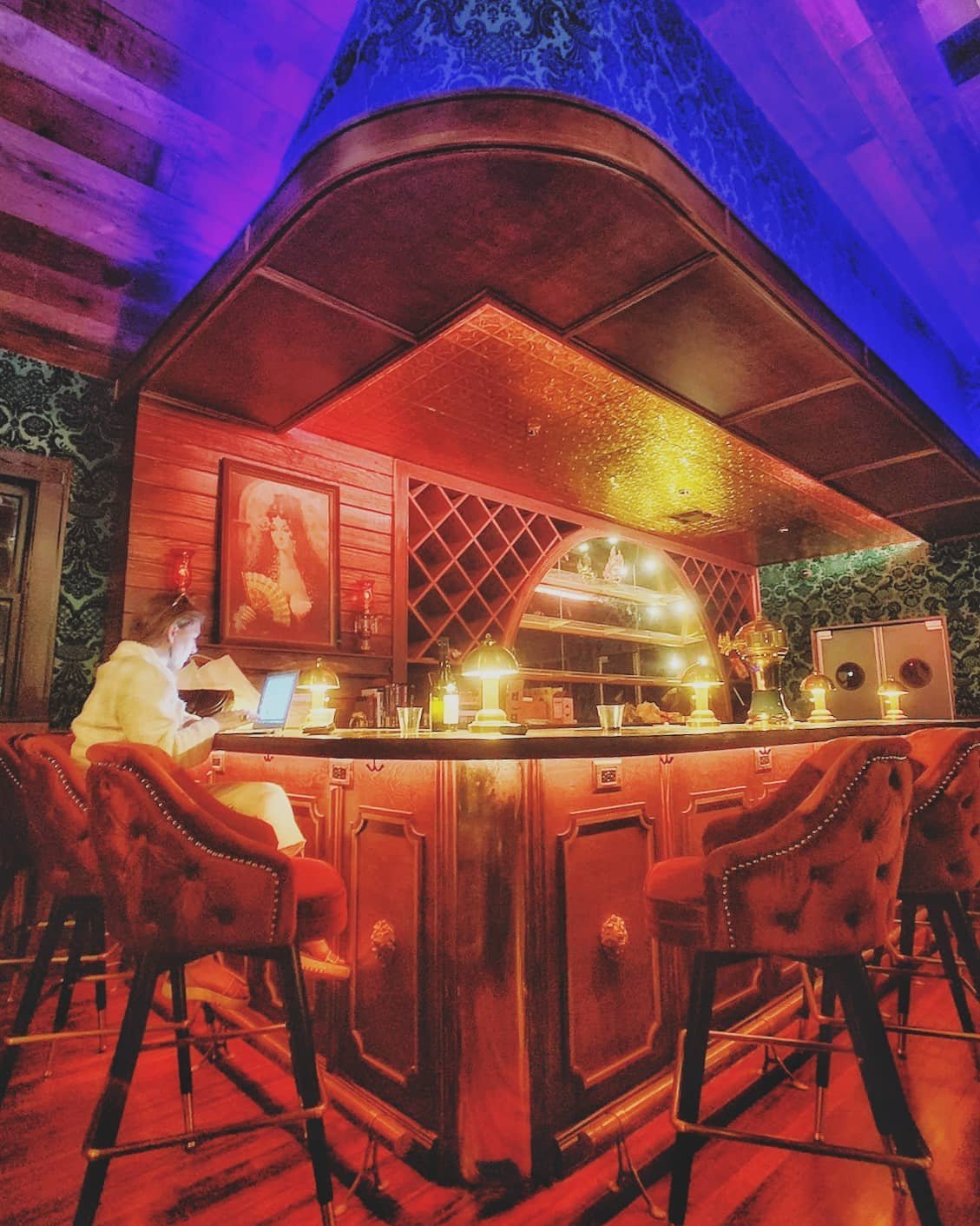 HoenyMoon Front Bar.jpg