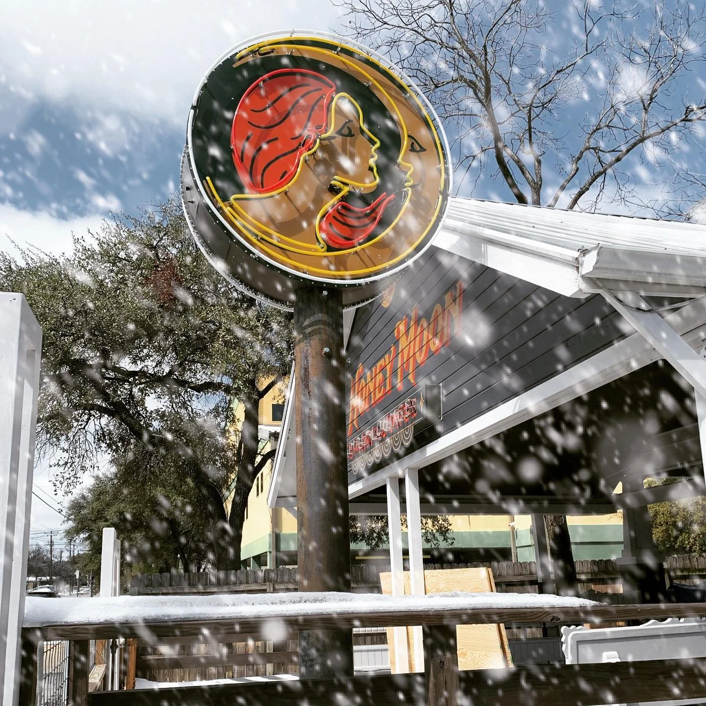 HoenyMoon SnowDay Sign.jpg