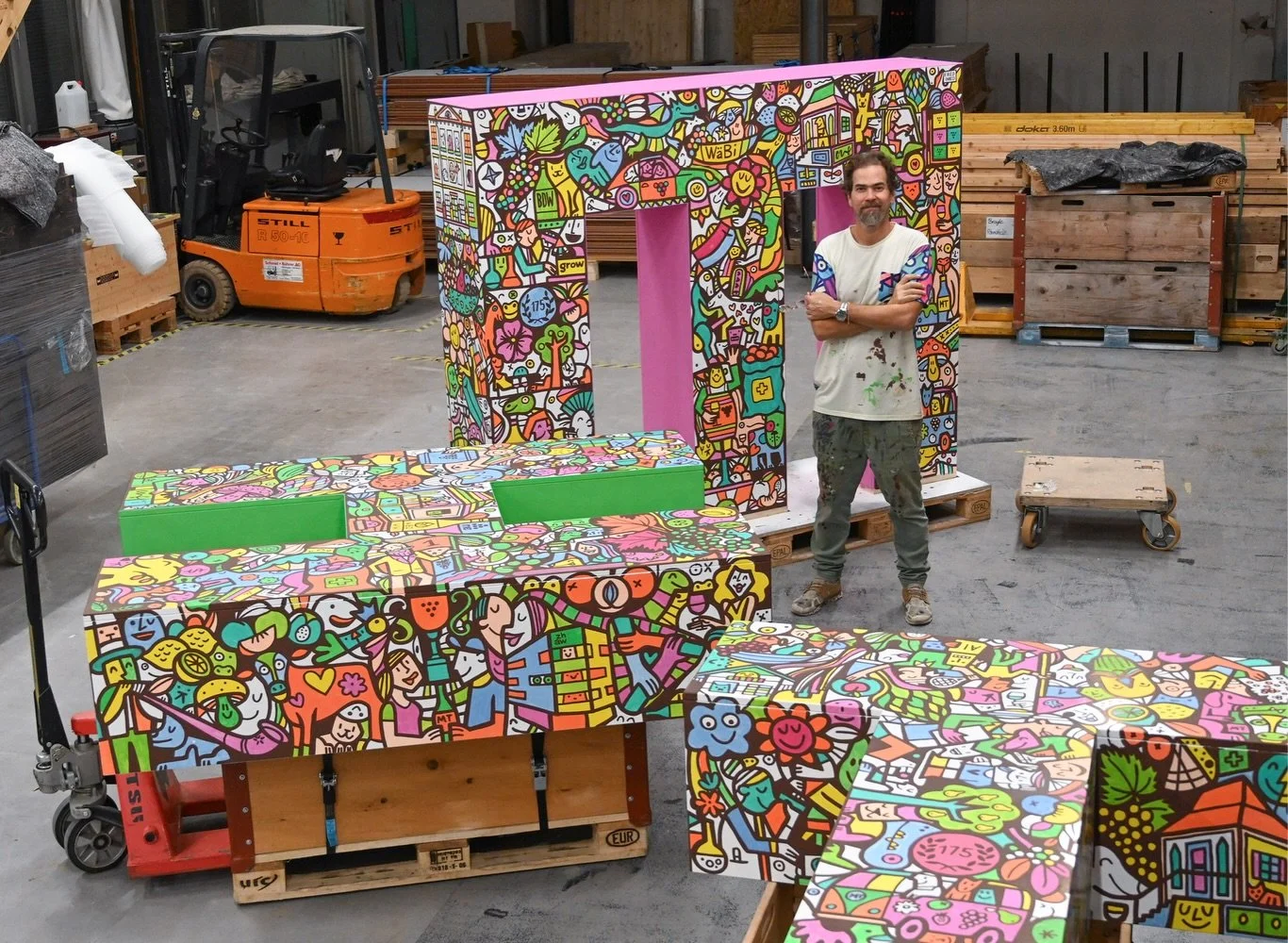 Zum 175-j&auml;hrigen Jubil&auml;um von Hermann M&uuml;ller-Thurgau durfte ich das M&uuml;ller-Thurgau-Memorial k&uuml;nstlerisch gestalten: Die drei Initialen HMT als symbolische Endloszeichnung, die sein Lebenswerk visuell interpretiert.

Die G&aum