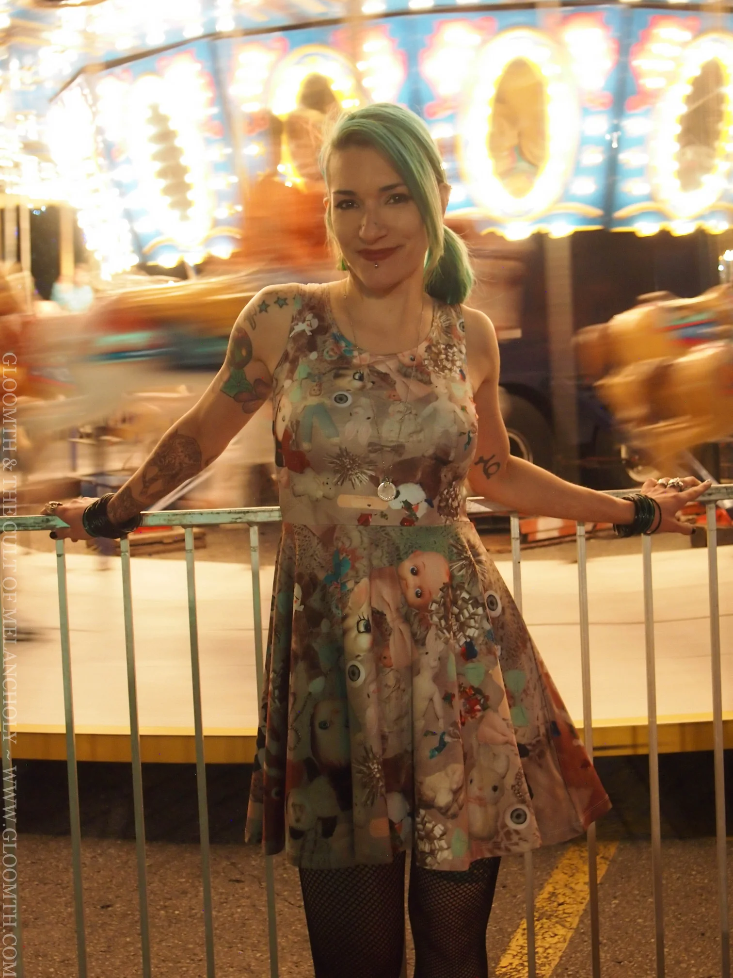 vintage-retro-toys-and-dolls-print-dress